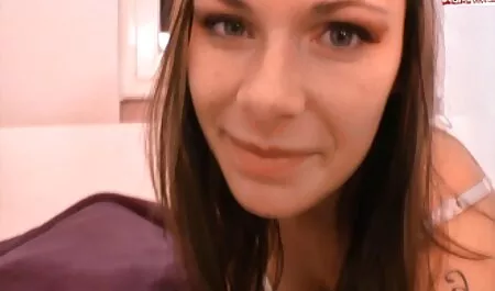 पति के साथ देखता है, जबकि सेक्सी मूवी वीडियो वीडियो बैल के साथ Cuckold एमआईएलए दोस्तों