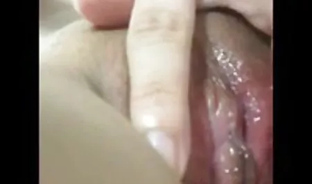 Lesbea युवा मासूम बालों वाली बिल्ली सेक्सी इंग्लिश मूवी सेक्सी इंग्लिश मूवी लड़की bestie के साथ fucks