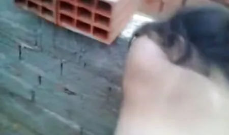 पतले एलेक्स को किसी न किसी सेक्स के दौरान अपनी खुद की अवांछनीयता हद मूवी सेक्सी से जोड़ा जाता है