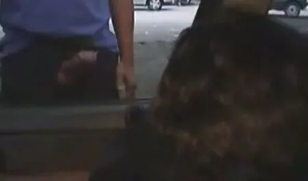 अरब लड़की हॉट इंडियन सेक्सी मूवी bf के लिए एक हॉट सेल्फी लेती है