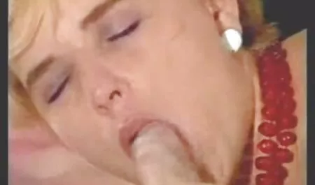 परिपक्व सेक्सी मूवी bf तांडव