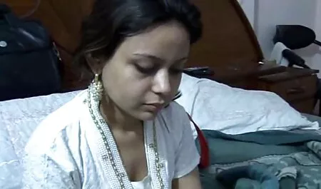 जब भी आप girfriend पसंद नहीं ऐसा सेक्सी मूवी करते हैं ...